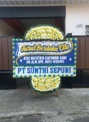 Papan Bunga Duka di Laren