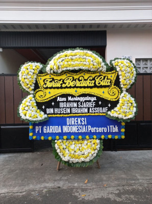 Papan Bunga Duka di Laren